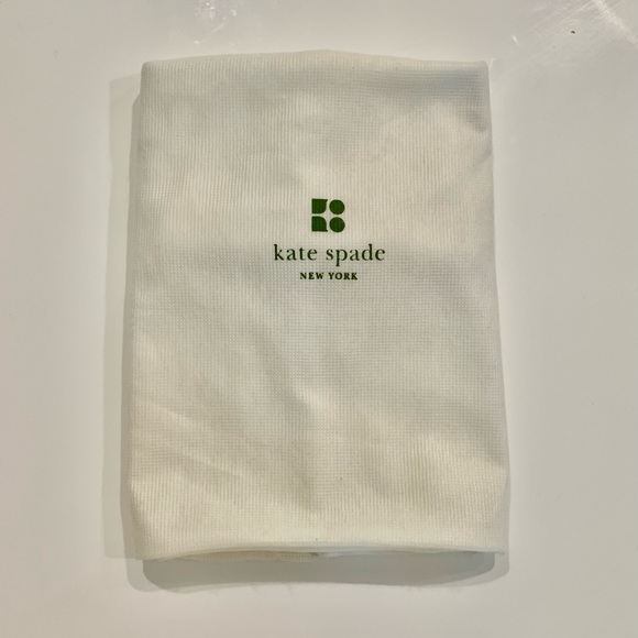 Hot pink handbag by Kate Spade New without tags - Picture 3 of 4